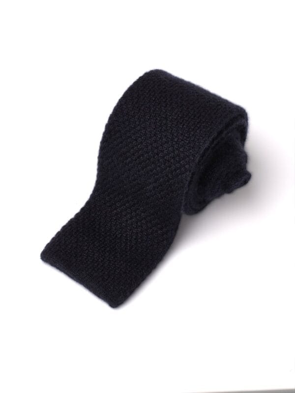 Nero – CASHMERE KNITTED TIE
