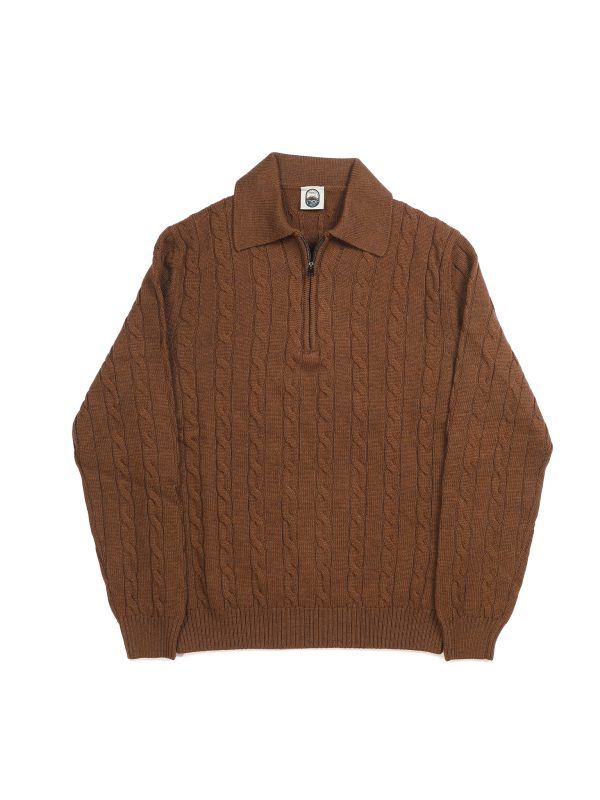 Front view of the NR NAPOLI GIAN brown Cashwool polo with cable knitting, a generous collar, a zip neckline, long sleeves and ribbed trims.