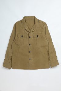 TARGA Jacket in beige waxed cotton by NR Napoli, front view with four-button closure and utility chest pockets.